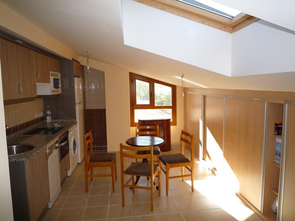 Apartamentos La Covatilla Neila de San Miguel Екстериор снимка